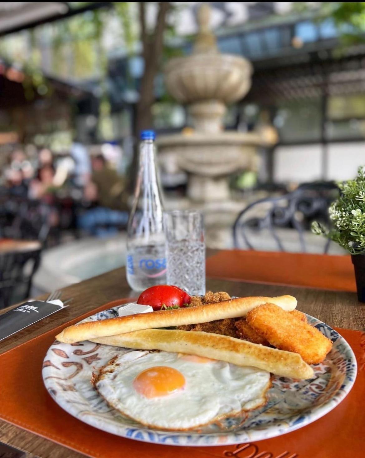 Avangarda Suites Belgrado Buitenkant foto